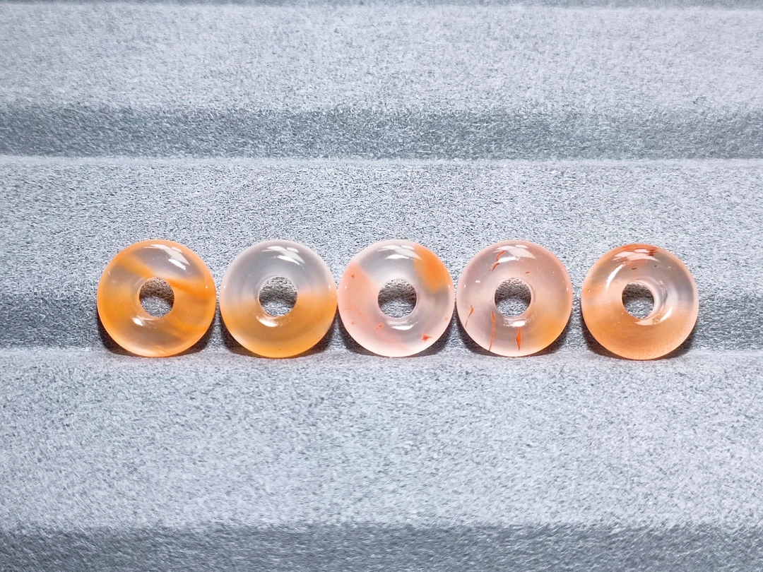 九口冰飘面包圈扣子多样性选一发货（尺寸10＋mm11mm）