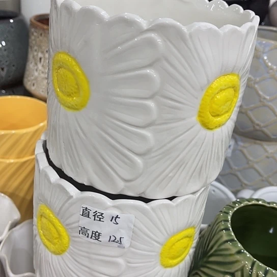 多肉绿植陶瓷花盆9.9包邮，有孔