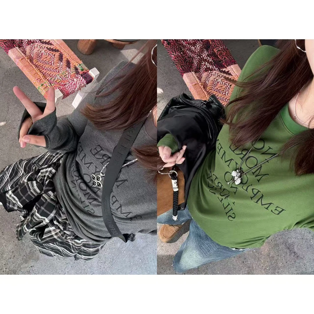 晶咕佳佳【色彩搭配家】腰部捏褶圆领字母长袖T恤时尚休闲百搭打底