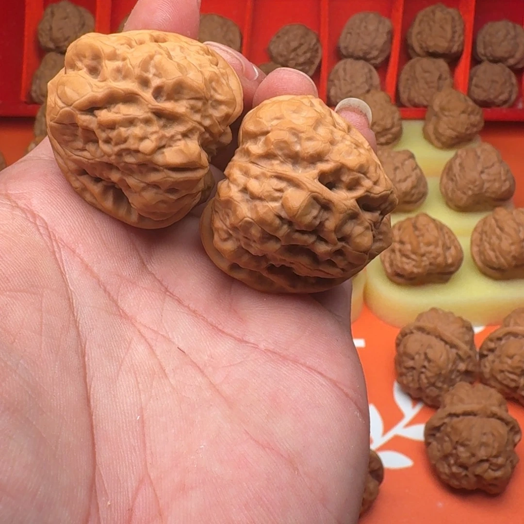 大***哥吊坠文玩核桃蛙蛙