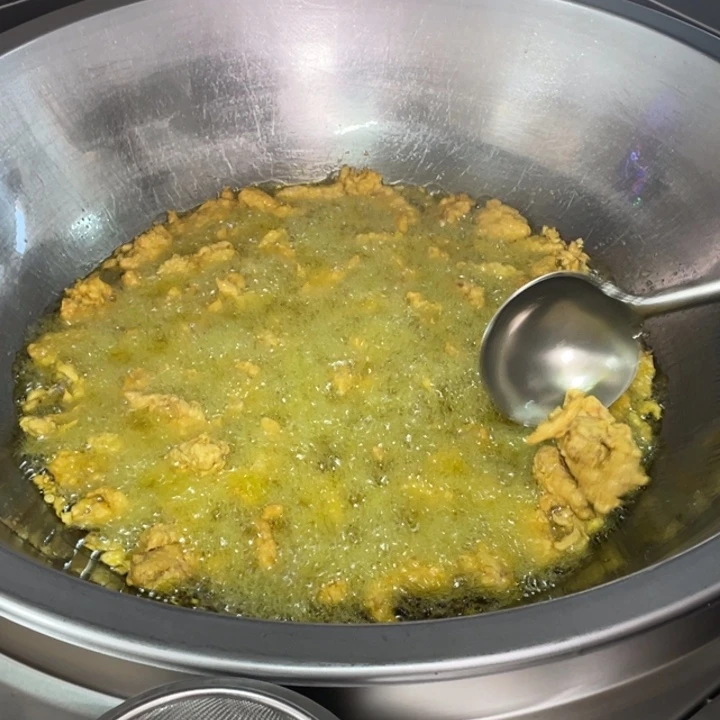 玉溪传统炖煮酥肉