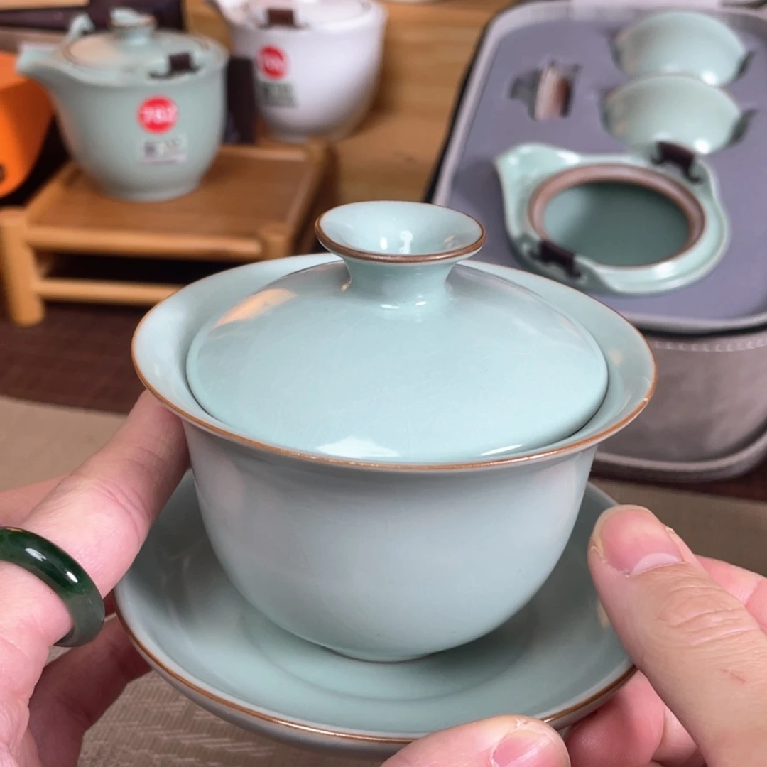 瓷片新年快乐。。。。。。。。。。