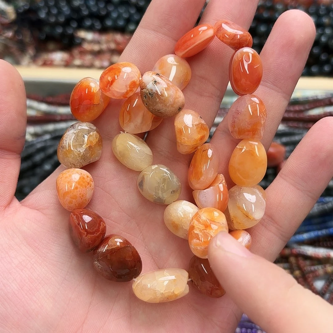 玛瑙/玉髓未镶嵌珠宝半成品橘红玛大随行一条有瑕疵