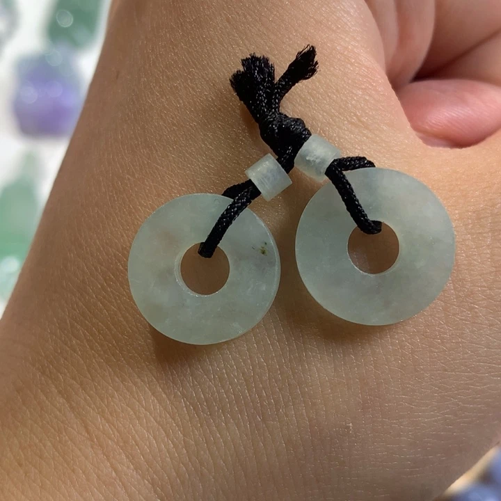 定制翡翠未镶嵌耳饰