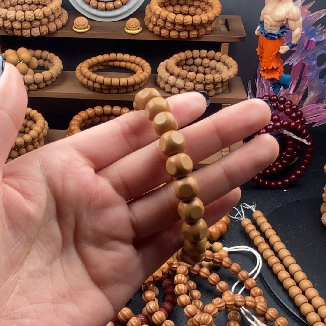 睿***少吊坠猴头核桃走色六方