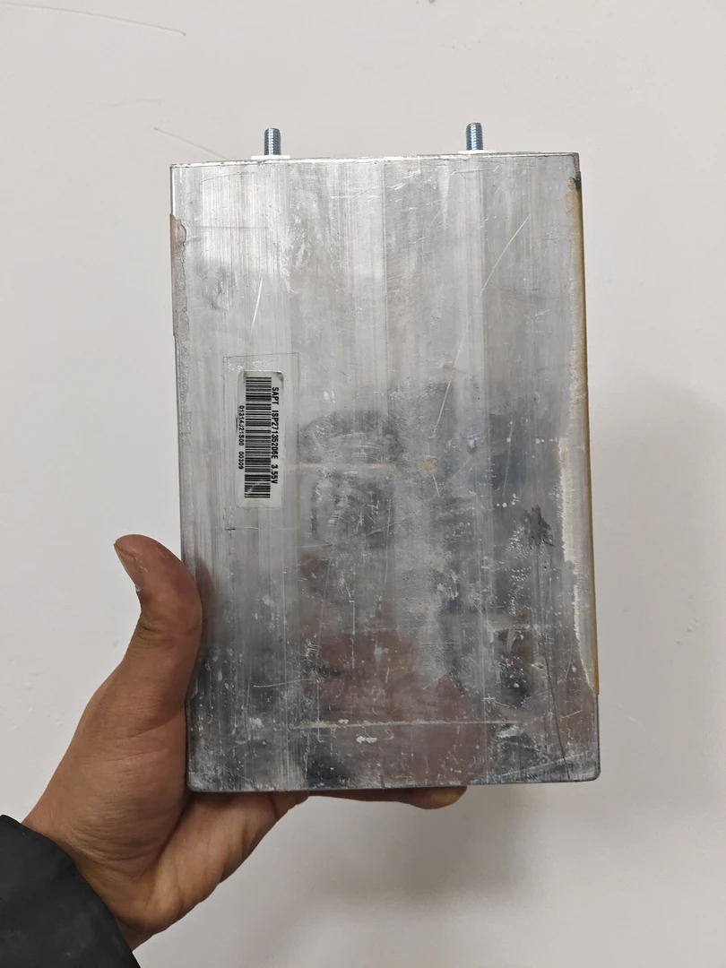 大品牌拆机电芯(转螺柱)