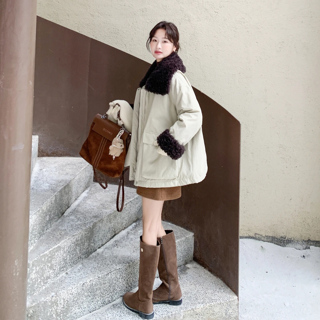 灰色韩系学院风短款连帽羽绒服女2025冬小个子宽松保暖白鸭绒外套
