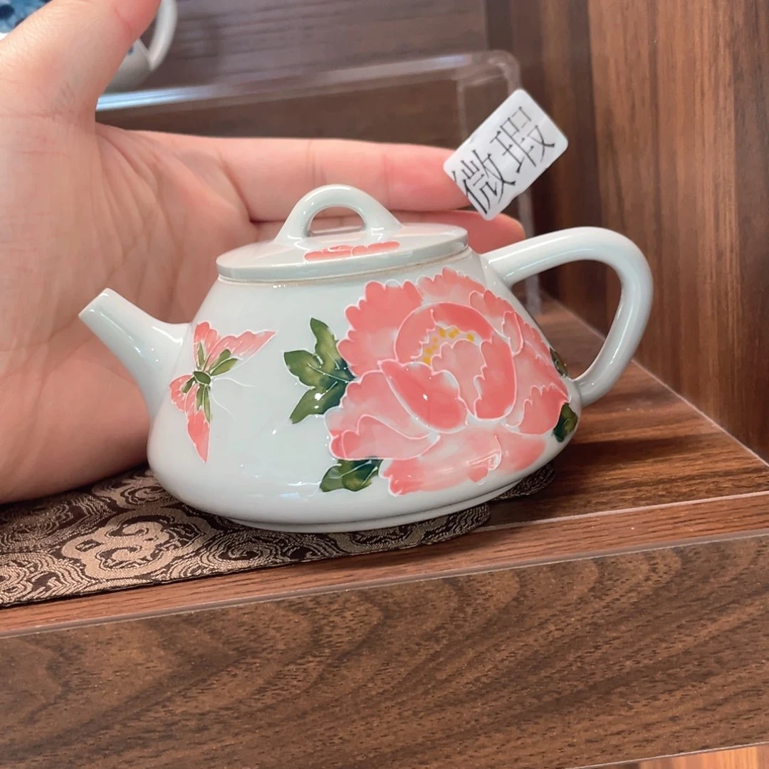 釉下手绘茶具微瑕