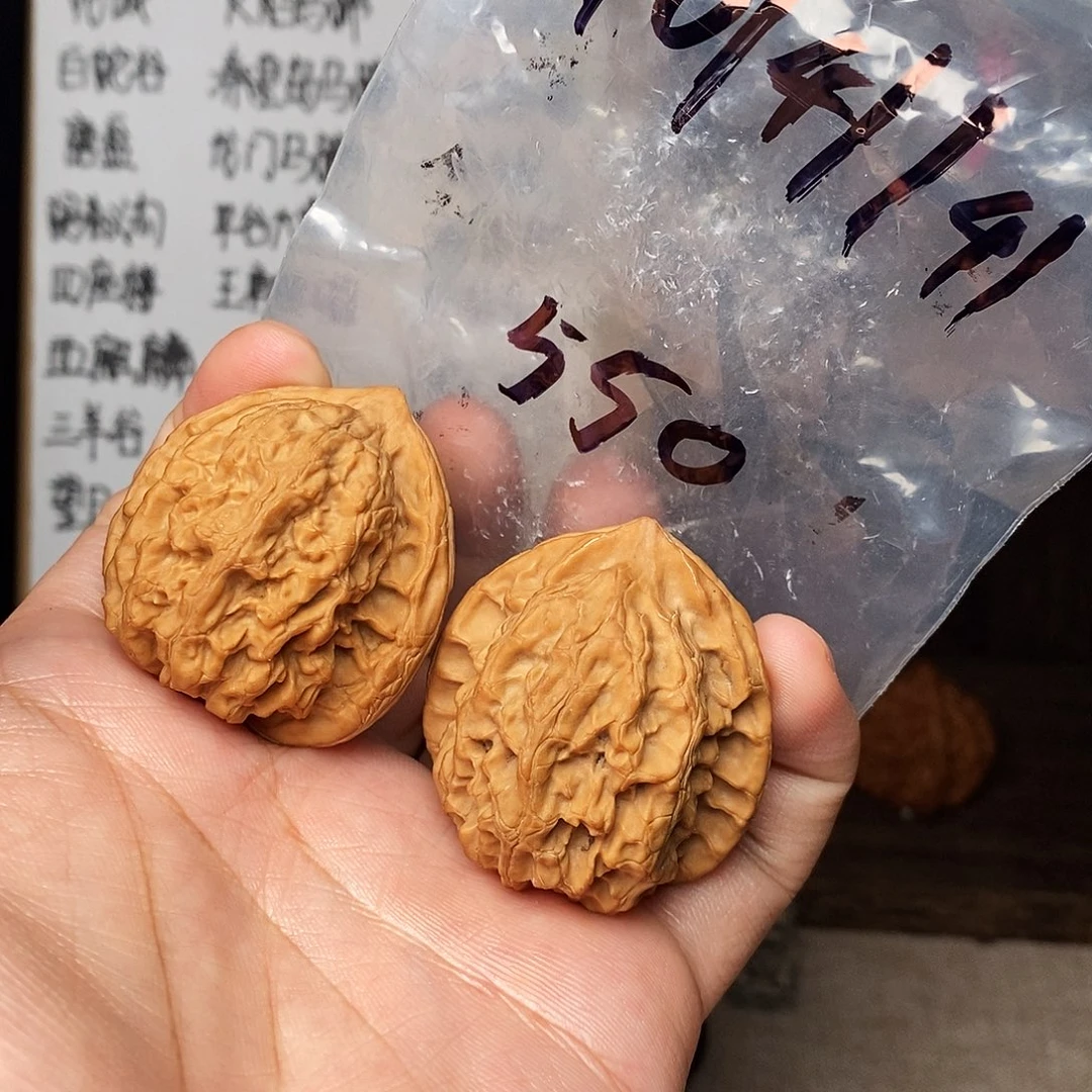 胖***胖文玩核桃吊坠梨木台