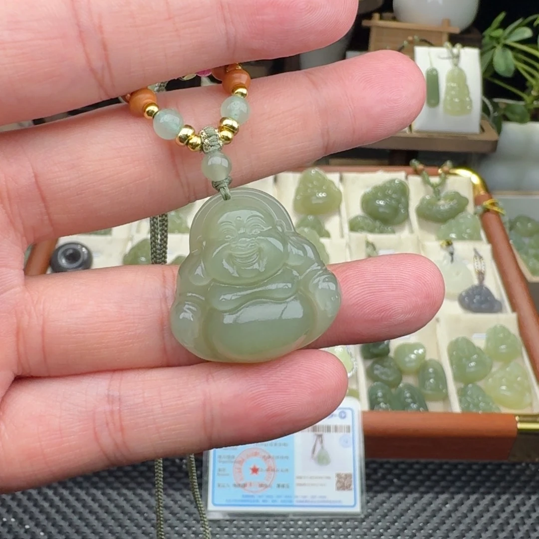 午***光颈饰未镶嵌和田玉
