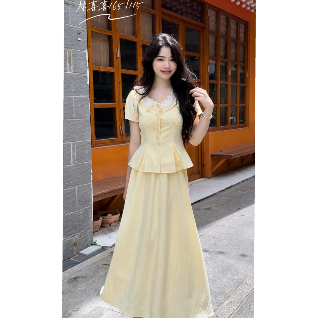 泡芙小姐-黄色显瘦套装蕾丝拼接短袖+弹力腰半裙日常法式