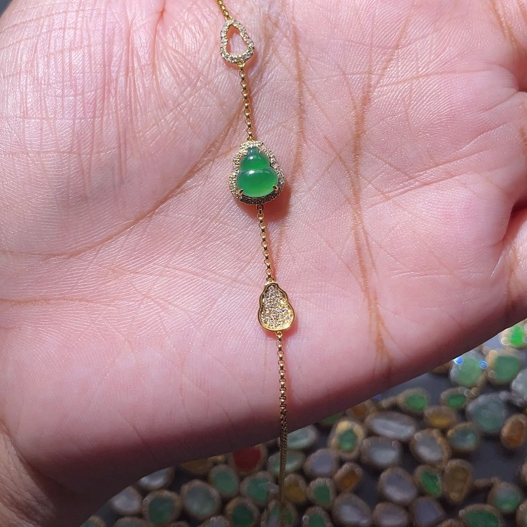 吊坠(不含链)18K金镶嵌翡翠