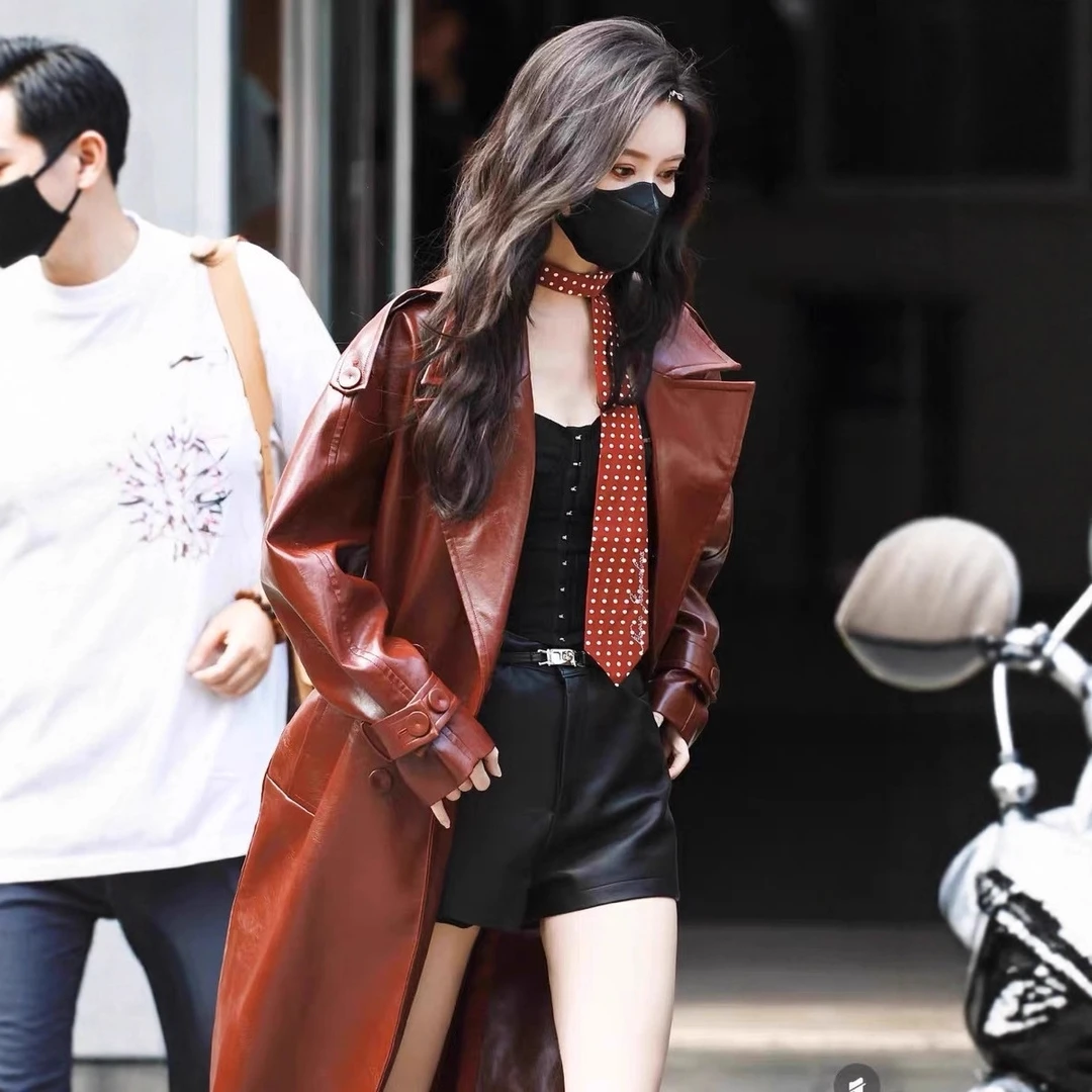 明星孟子义同款红色皮衣外套女2025年早春新款设计感百搭长款上衣