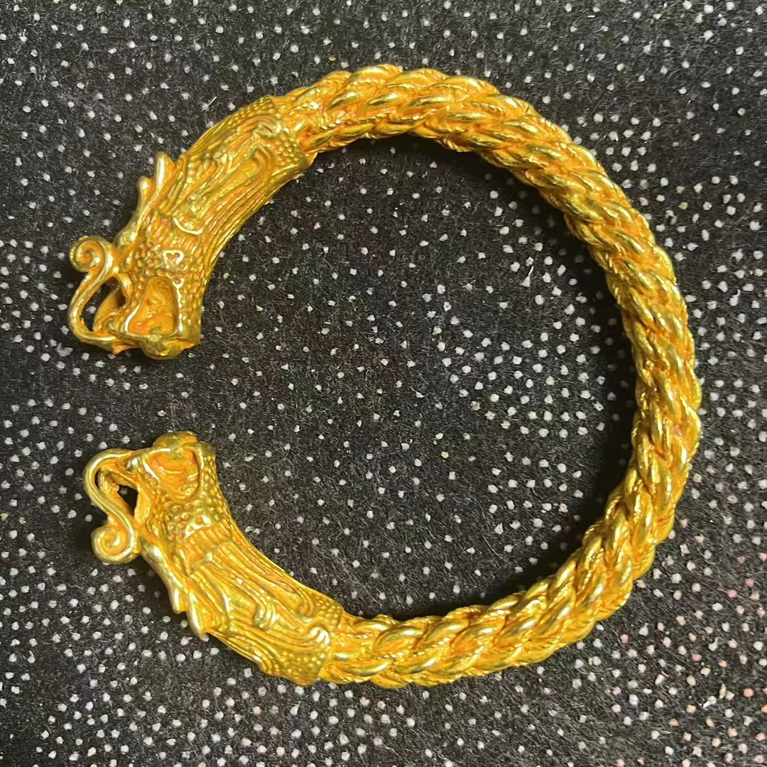 【藏收级]隆桌小摆件