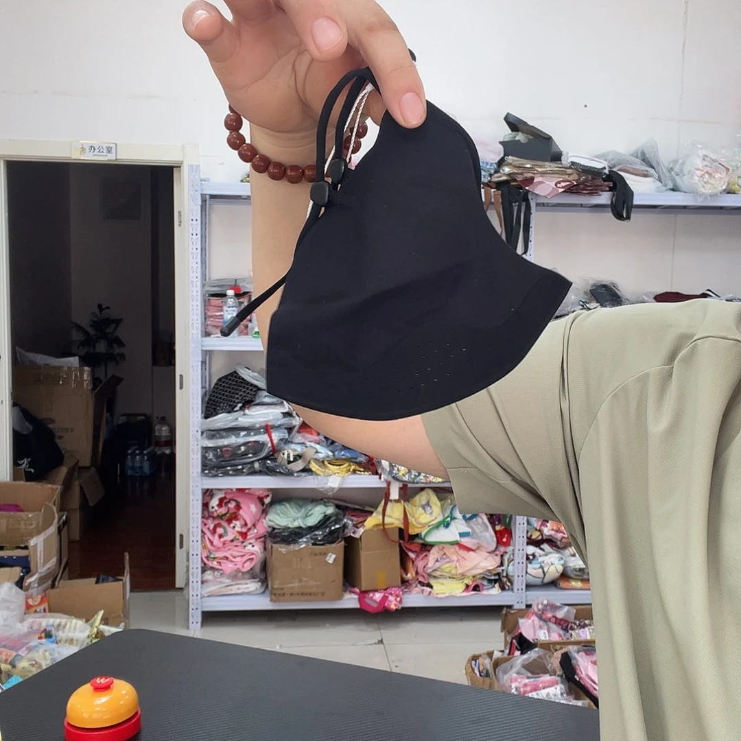 PU化妆包等各种产品和