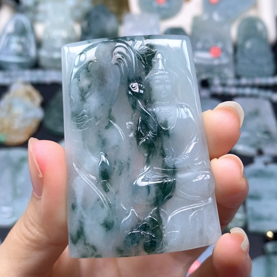 翡翠未镶嵌颈饰普贤