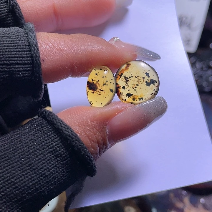 琥珀裸石未镶嵌蜜***P。