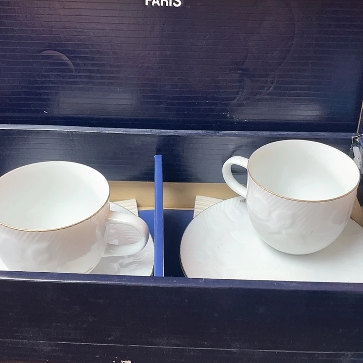 瓷片哈哈哈哈哈哈哈