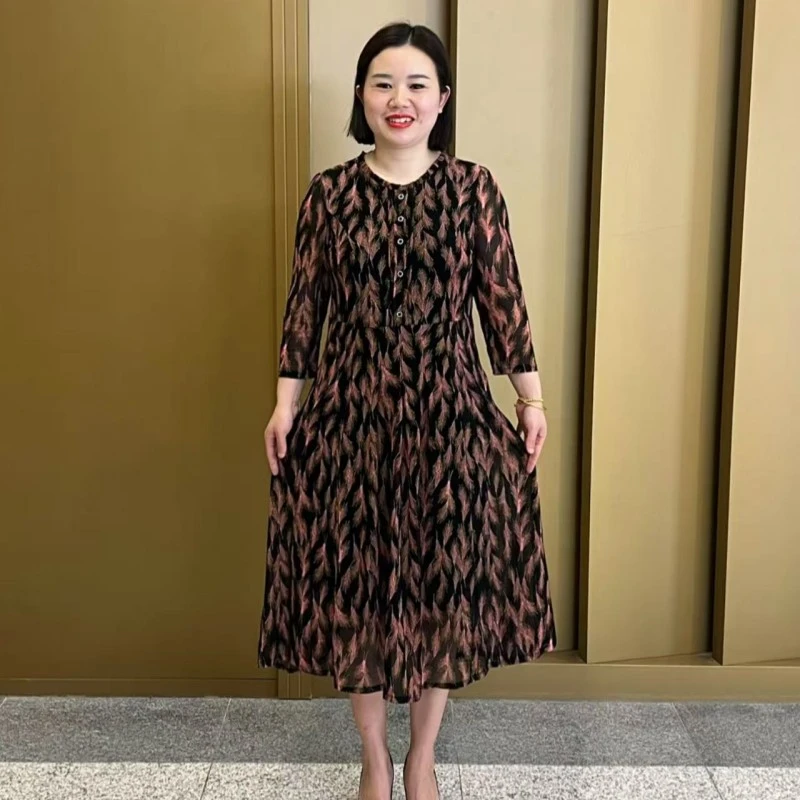 春夏新款时尚洋气遮肚子显瘦高弹力中袖连衣裙