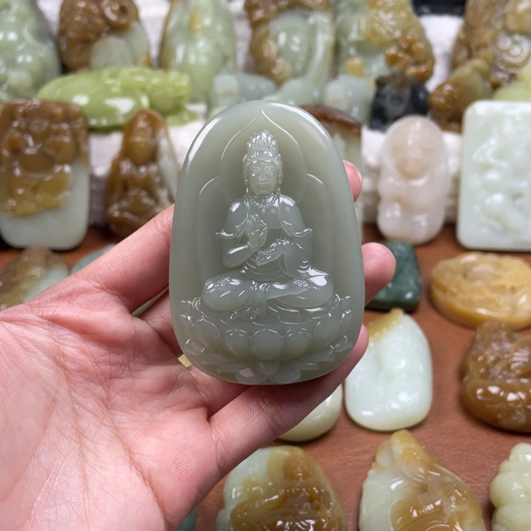 和田玉未镶嵌颈饰