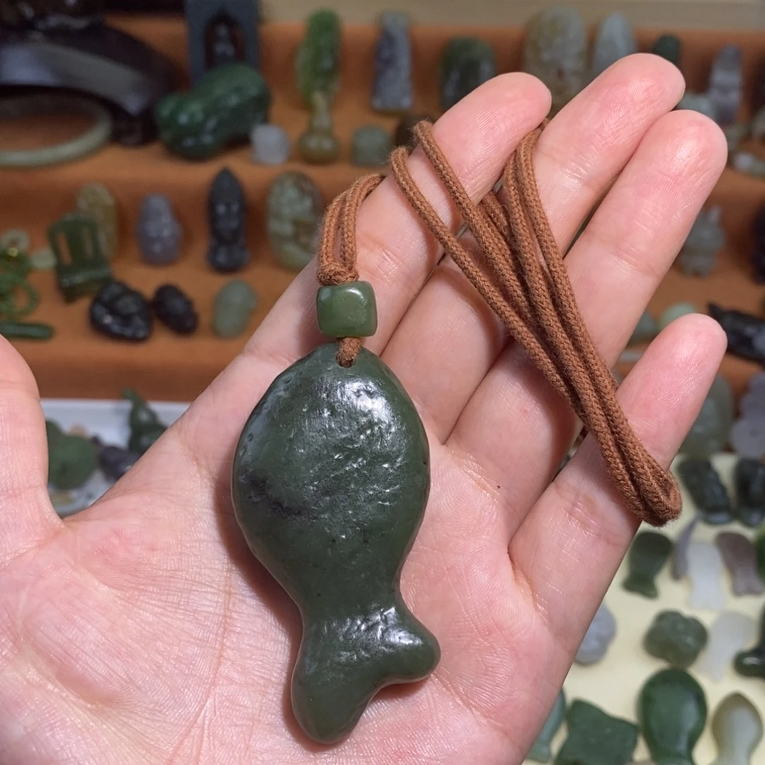抖***我颈饰未镶嵌和田玉