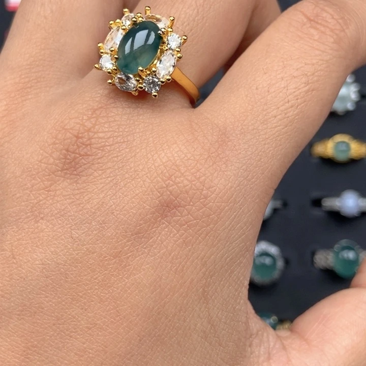 翡翠未镶嵌戒指戒指