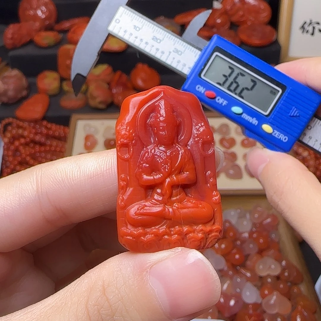 南红玛瑙未镶嵌颈饰