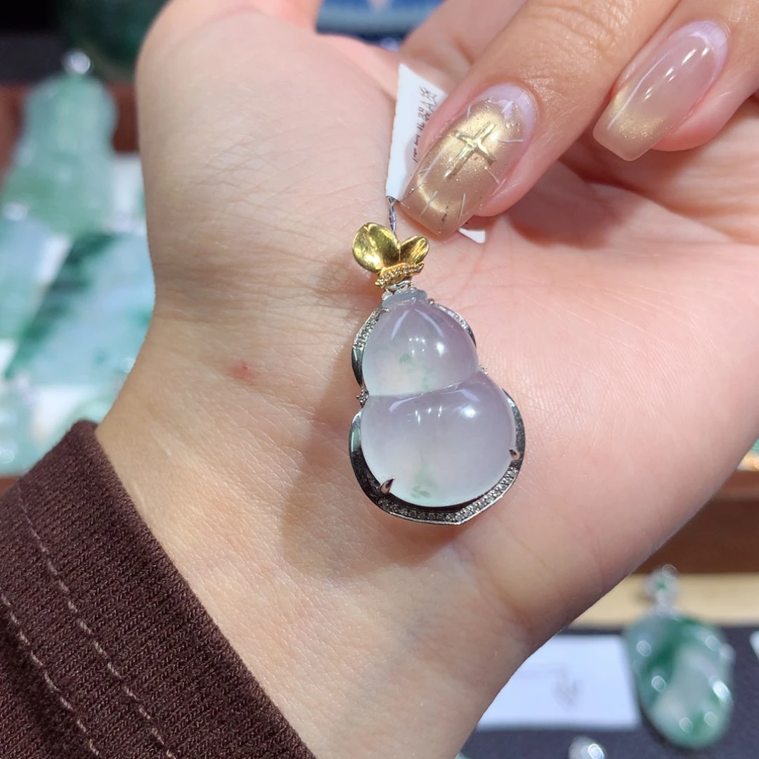 吊坠(不含链)18K金镶嵌翡翠