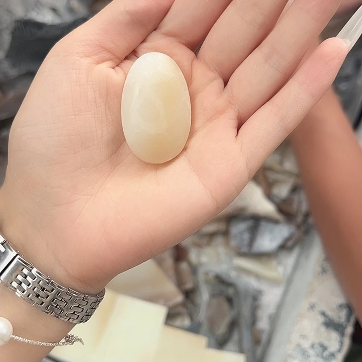 和田玉（糖玉）未镶嵌珠宝半成品