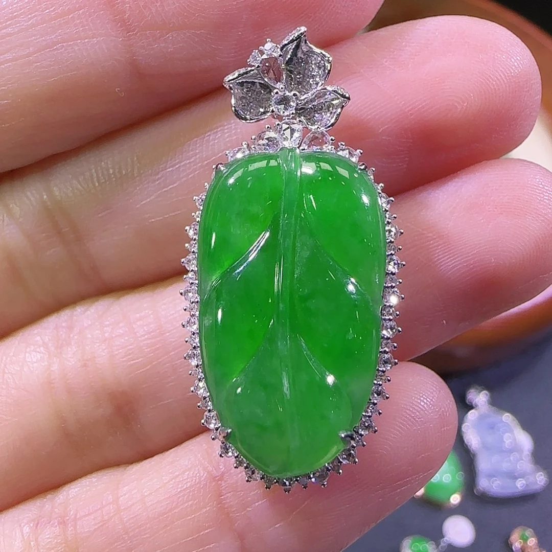 翡翠18K金镶嵌吊坠(不含链)