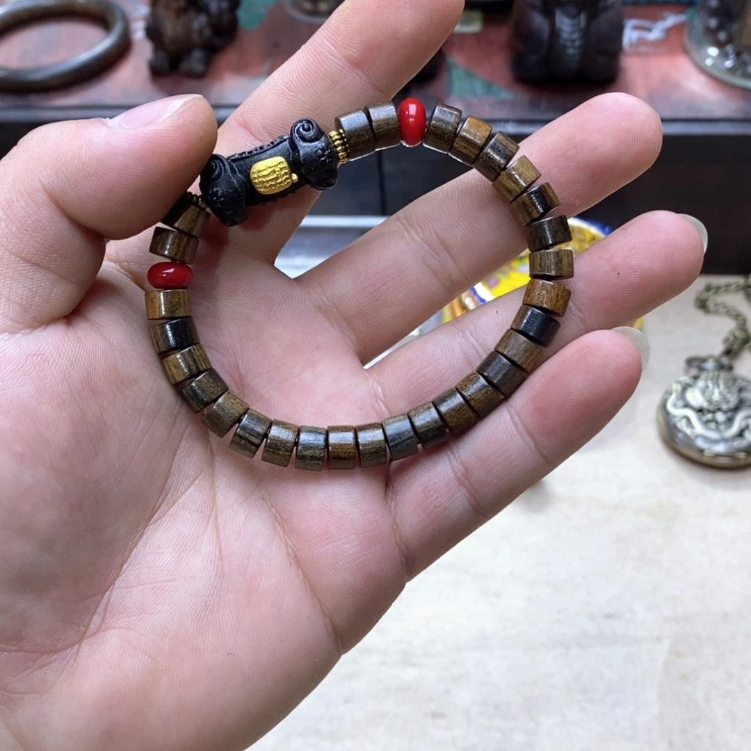 大叶紫檀（黑酸枝木类）