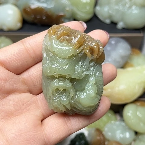 颈饰未镶嵌和田玉