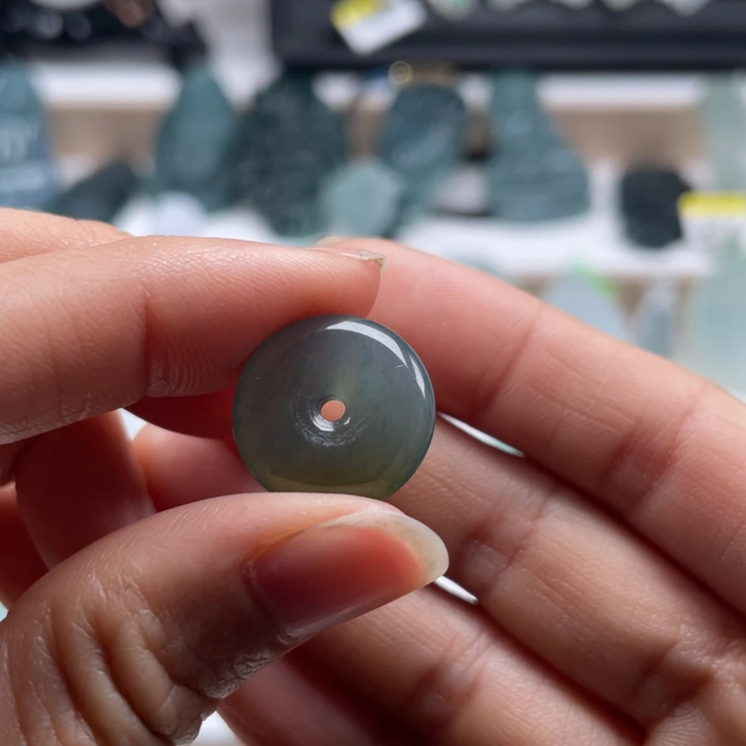 翡翠未镶嵌颈饰天然翡翠