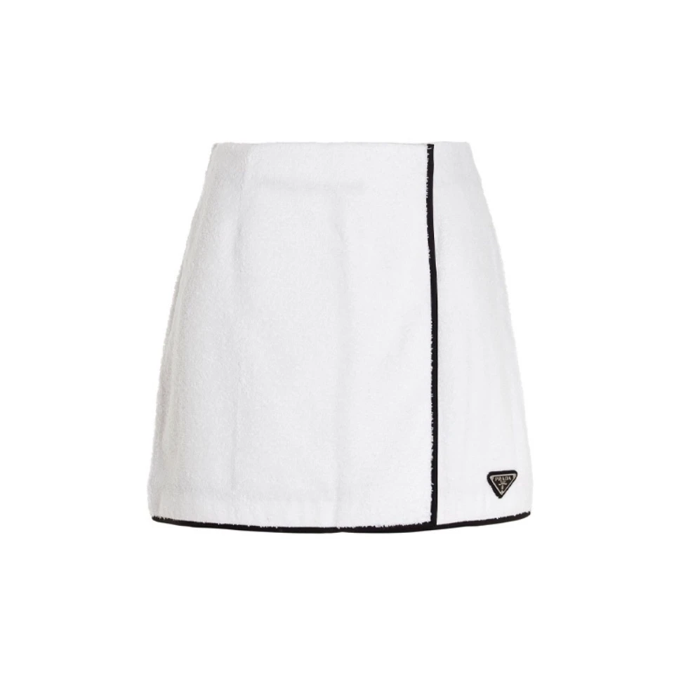 未使用 Prada/普拉达 8204103 白色毛巾面料三角标短裙 40码