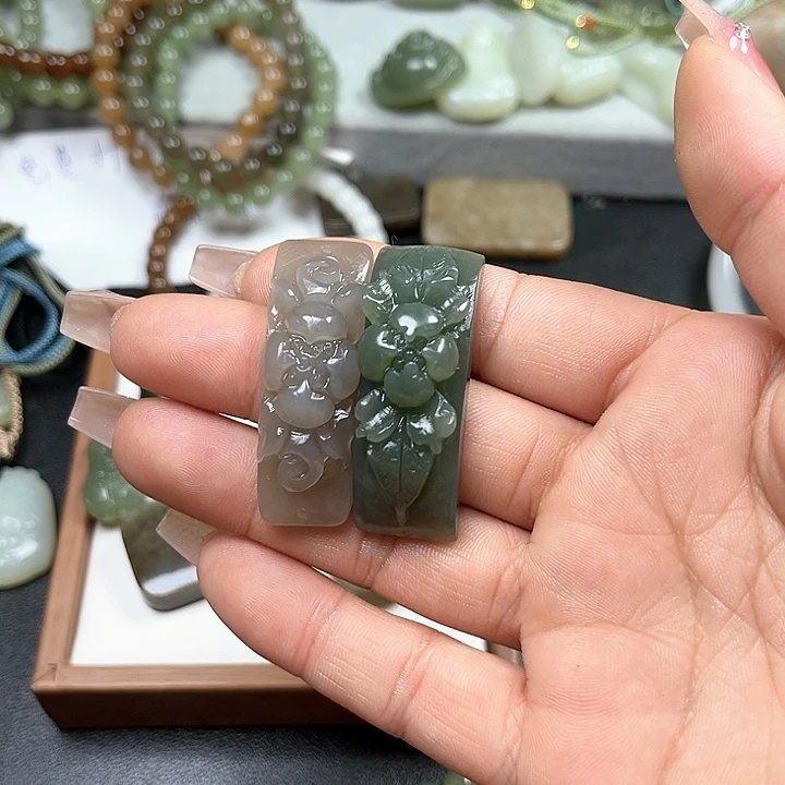 【闪购商品】和田玉颈饰未镶嵌黄*胖