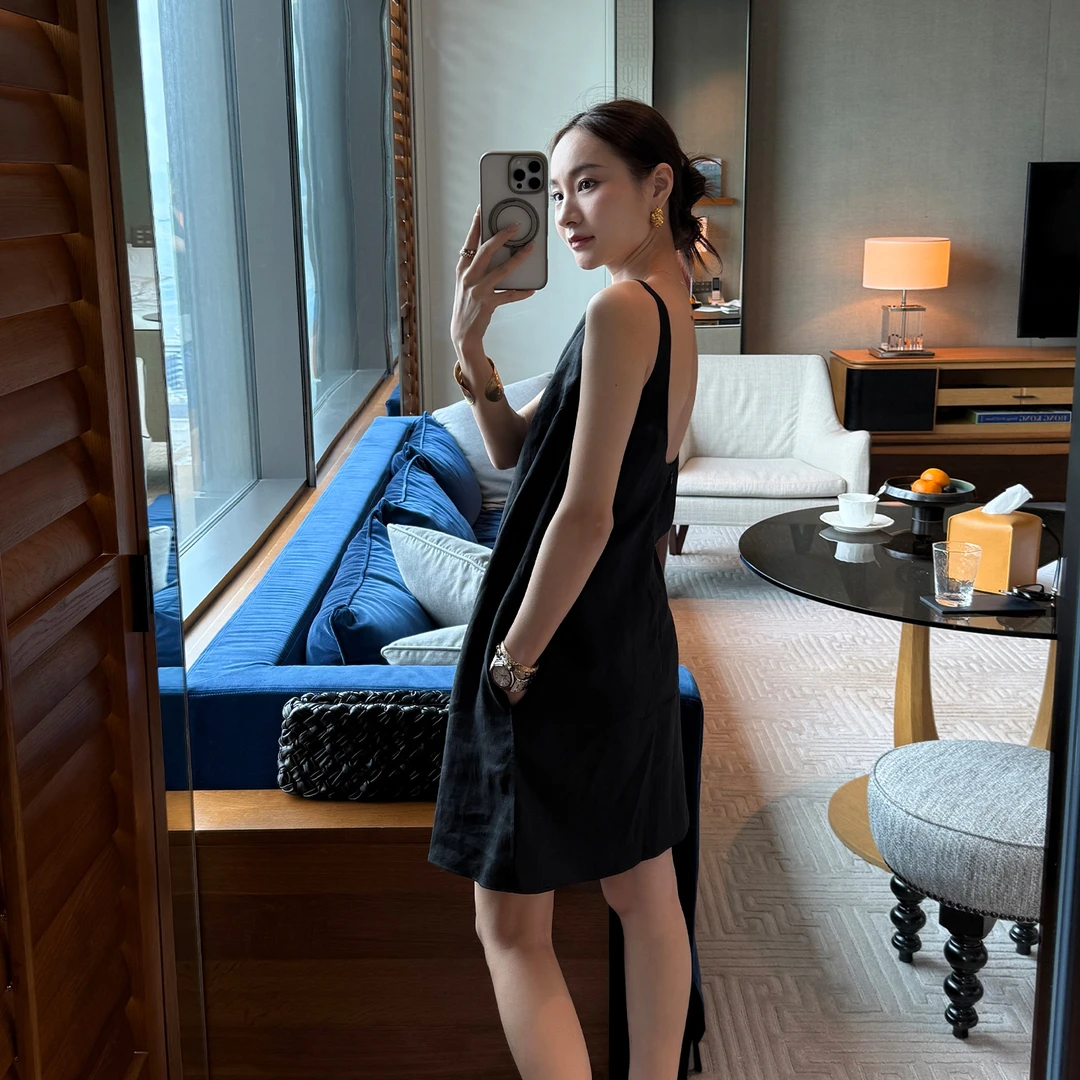 KEEP KAPU靠谱【法式优雅】法国進口亚麻露背大U领小黑裙KP250836