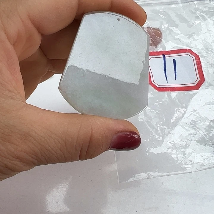 翡翠未镶嵌吊坠(不含链)厚****8