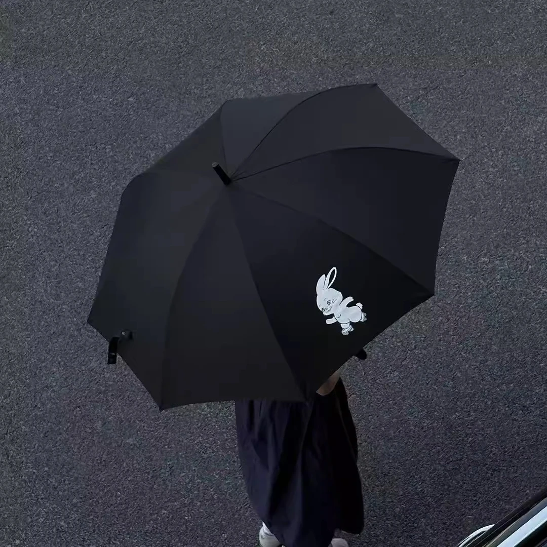 Newjeans同款雨伞快闪周边雨天拍照fitcheck晴雨两用自动手柄伞
