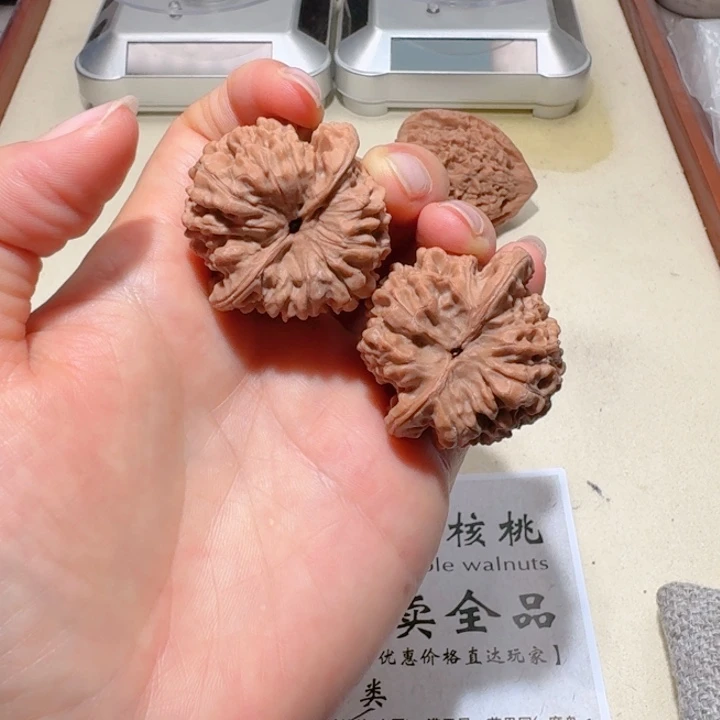 久****吊坠文玩核桃40全品王勇官帽