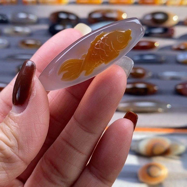 玛瑙/玉髓未镶嵌颈饰