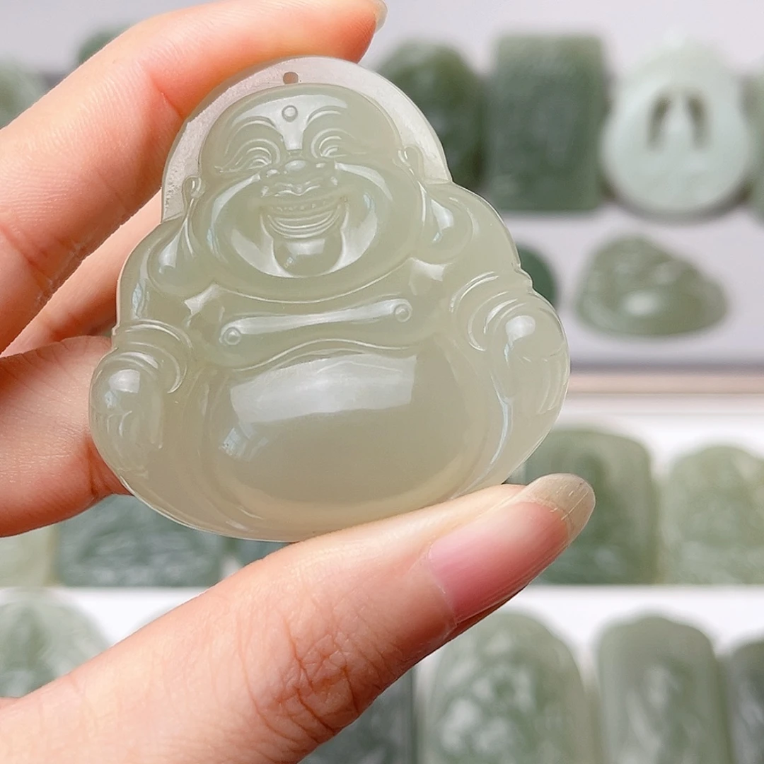 *****和田玉未镶嵌颈饰