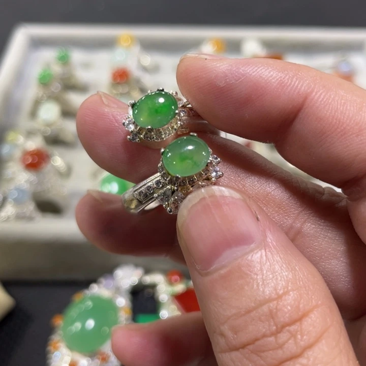 翡翠未镶嵌戒指缅甸天然翡翠