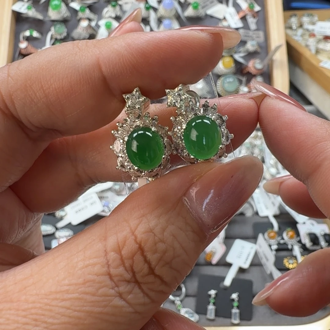 翡翠未镶嵌戒指8074