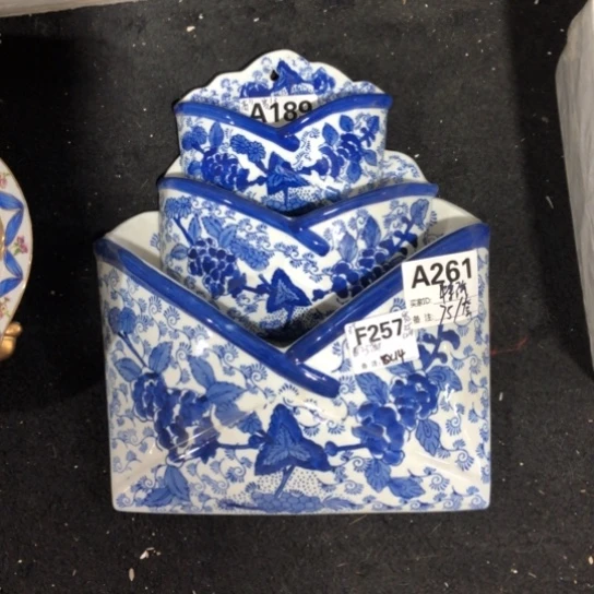 陶瓷老货壁挂装饰三件套组青花收纳插花