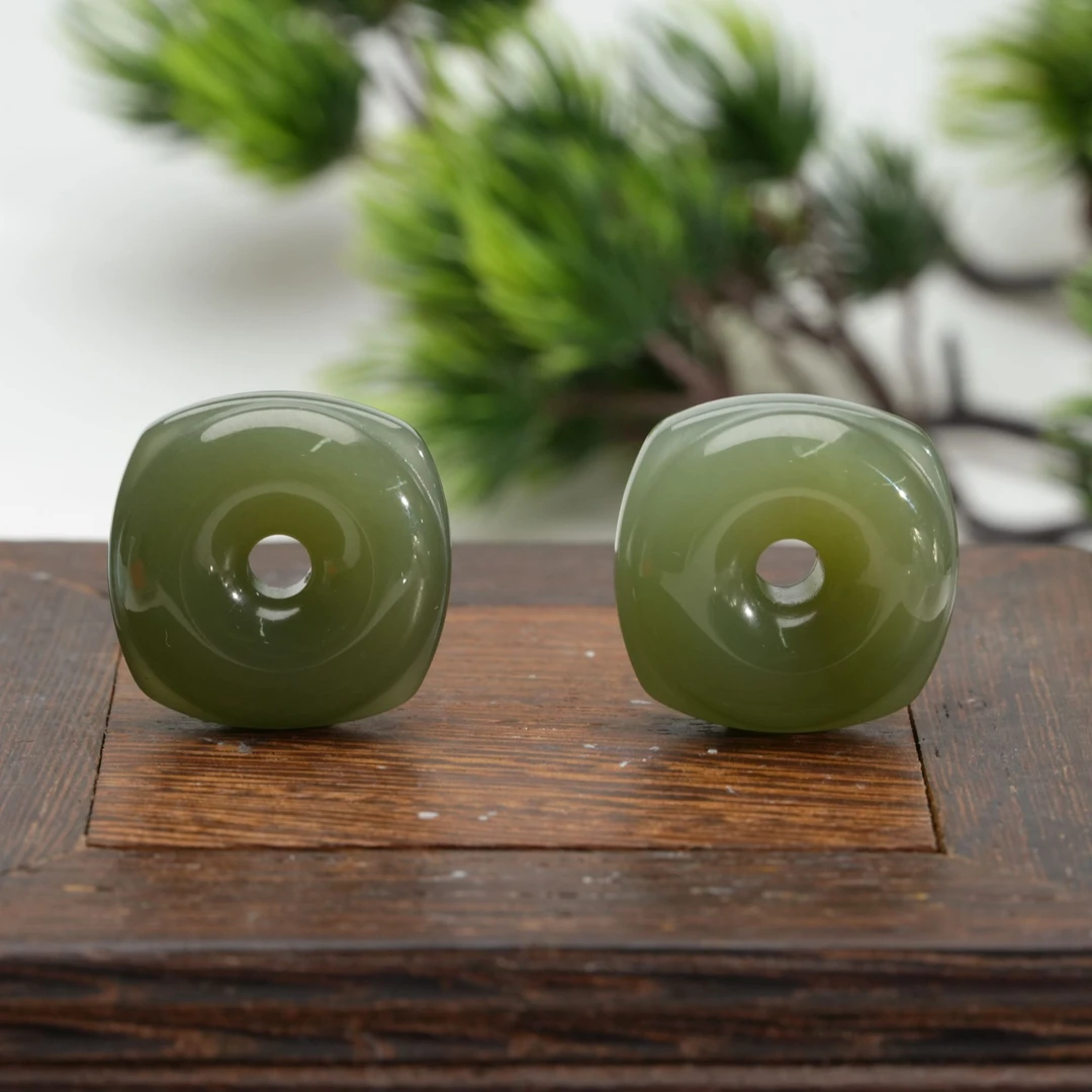 【小北严选】和田玉吊坠约24*24mm带绳【多样性发一件】-WH182X94