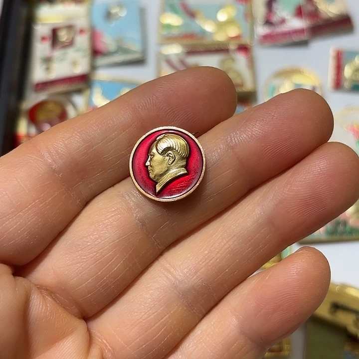 潮***涌其他普通金属纪念章