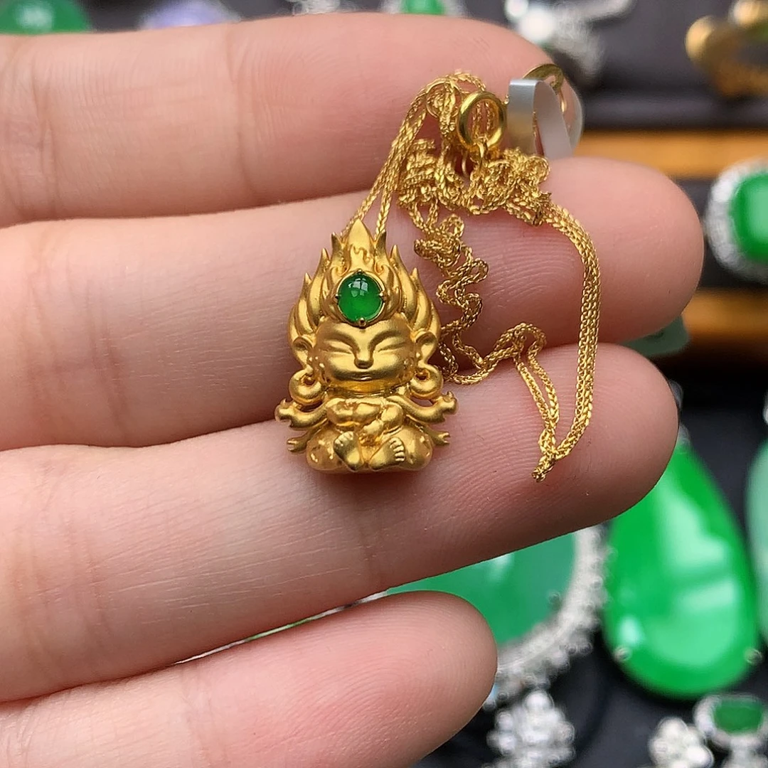 翡翠18K金镶嵌颈饰