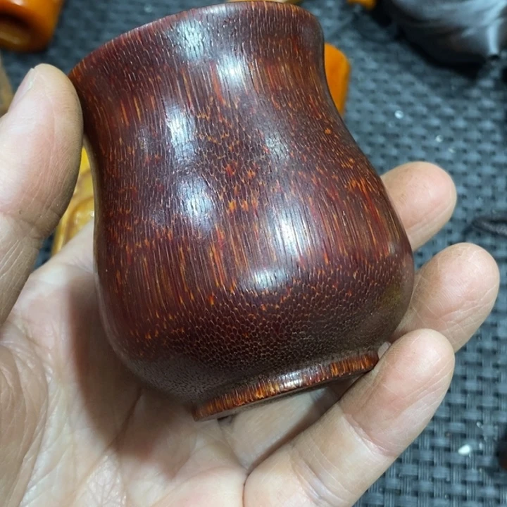 滴血莲花菩提吊坠