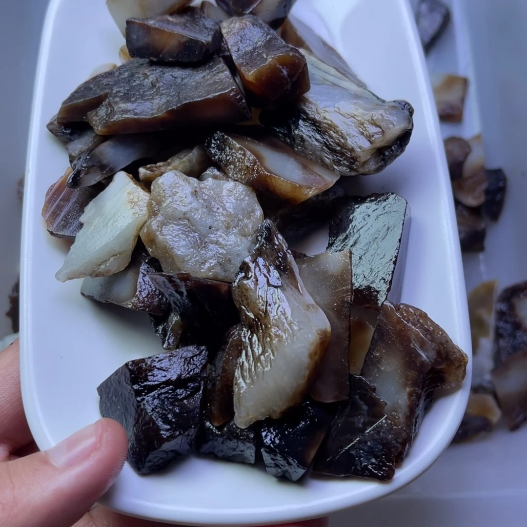 未镶嵌和田玉珠宝半成品徐**?
