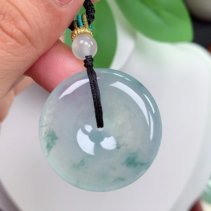 翡翠未镶嵌颈饰平安扣 29.3x6.1mm